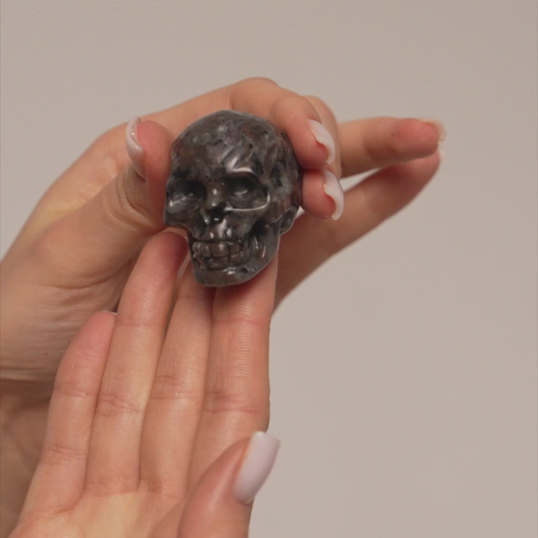 Yooperlite Skull Crystal Statue